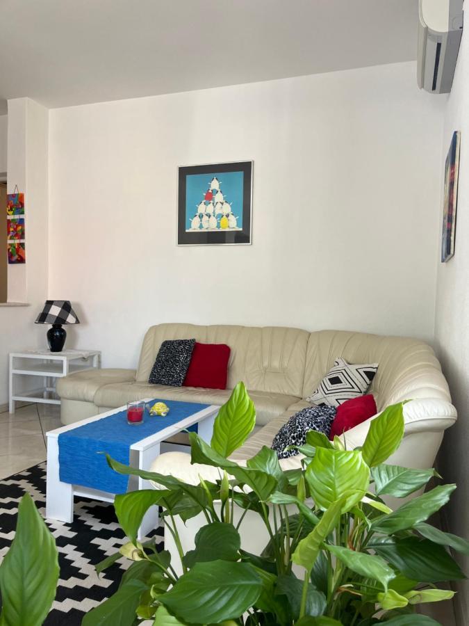 Old Town Center Apartments Supetar Dış mekan fotoğraf